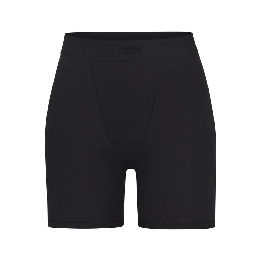 skims boyfriend boxers